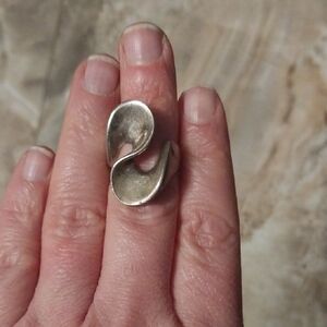 Elegant Silver Wave Ring